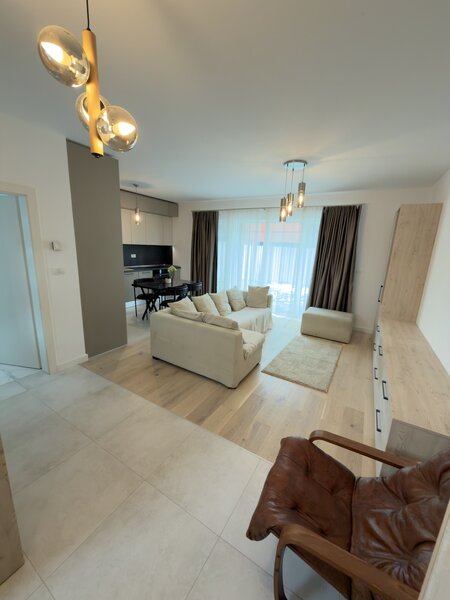 Pipera Plaza - duplex - curte.